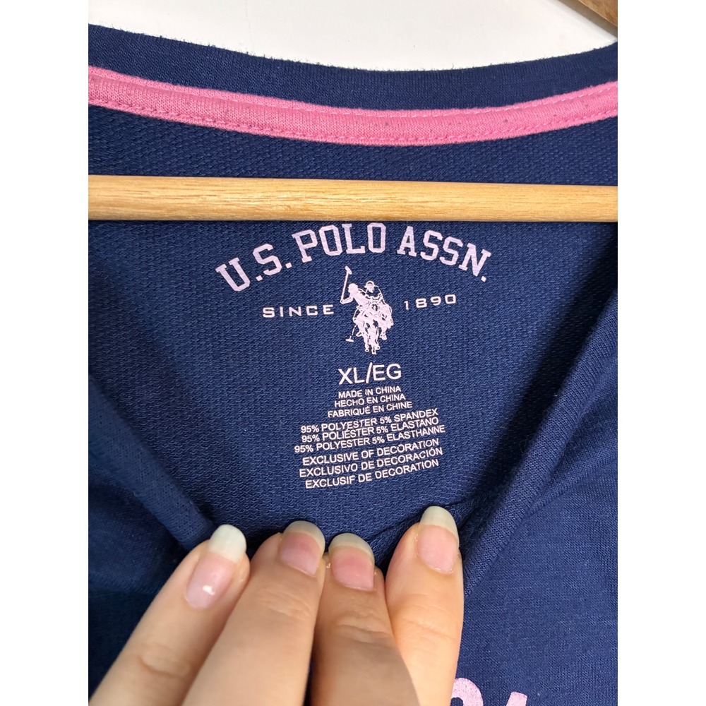 U.S. Polo Assn. T-Shirt Womens XL Navy Blue Graphic Logo Crop Top RN 93010 - Picture 3 of 7